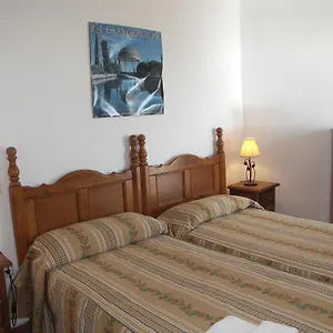 https://apartamentos-lual-torrecilla.1costadelsol.com